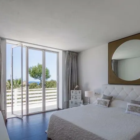 Can Love Villa Cala Comte